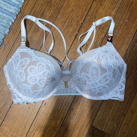 Victoria's Secret Other - NWT Victoria Secret Very Sexy push up back detail